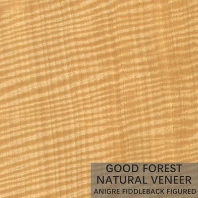 Arkusze forniru z naturalnego drewna Anigre o specjalnym kształcie ziarna w kolorze czerwonym