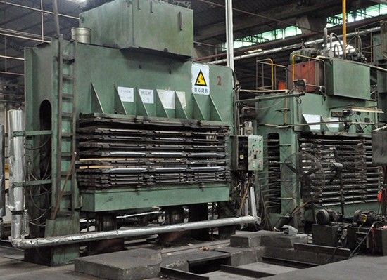 Fancy Wood Veneer Santos Rosewood Man-Made Veneer Sheet 2050-3200mm Dla Instrumentów Muzycznych China Factory