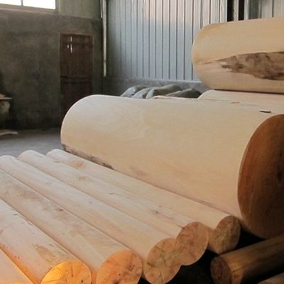 Poszycie drzwi OEM Fornir drewniany Dąb biały Żółty Pionowe ziarno H6205S 2500-3100 mm