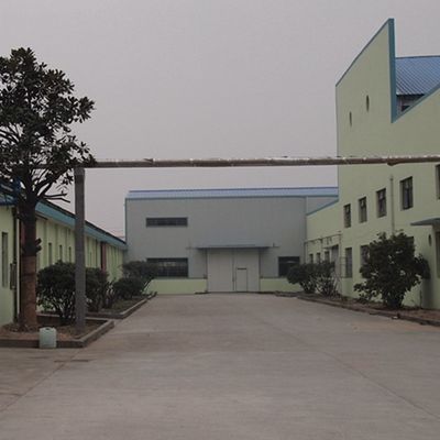 Producent z Chin Wydłużony rozmiar odtworzonej okleiny drewnianej Ledar Pionowe ziarno H1002 do mebli w dobrej cenie
