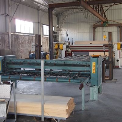 Recone Wenge Wooden Veneer Fein-Line Thickness 0.15-1.8mm Fleeced Back For Interior Doors And Windows Węgiel do drzwi i okien