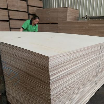 Podstawa MDF / Płyta wiórowa / Płyta wiórowa Panel na bazie Makore Wood Fornir 2440x1220mm