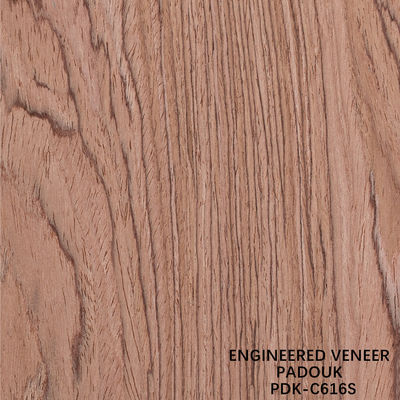 Inżynieryjne drewno finery Padouk Straight Grain Slice Cut Technics Grubość 0,5 mm dla powierzchni szafki