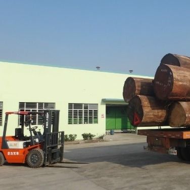 Szara okleina z drewna modyfikowanego 3100mm do paneli drzwiowych GW-X0133