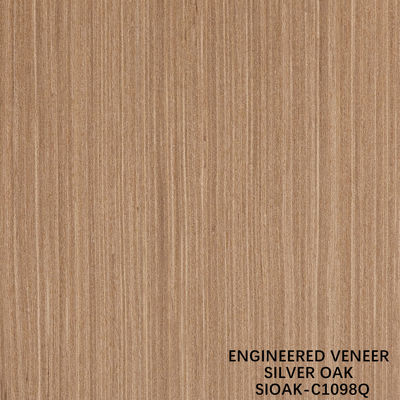 Inżynieryjne drewno finery Quarter Cut of Silver Oak Sheet Grubość 0,4 mm