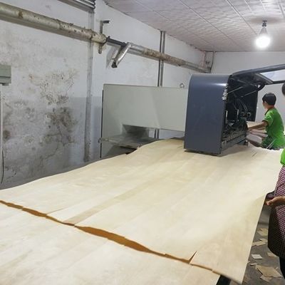 Wysokiej klasy inżynieryjnie wykonane fałdery drewniane Srebrna strzałka SI.AW-X8133 Trójwymiarowy kolor jasny dla drzwi i okien