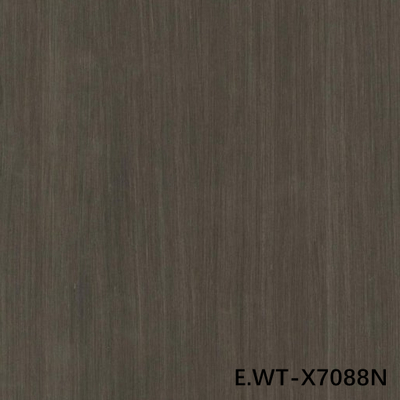 Modyfikowany fornir z drewna orzechowego europejskiego o usłojeniu koronnym, grubość 0,15-0,55 mm, do frontów szafek X0233N/X2233N/X8608N/X4088N/X7088N/X7288N