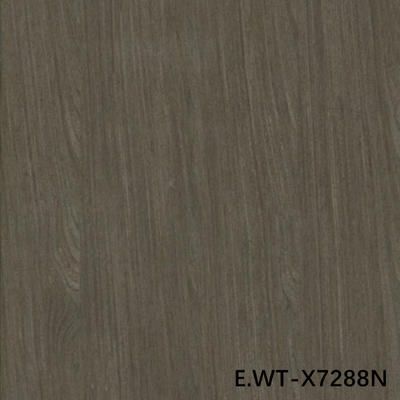 Modyfikowany fornir z drewna orzechowego europejskiego o usłojeniu koronnym, grubość 0,15-0,55 mm, do frontów szafek X0233N/X2233N/X8608N/X4088N/X7088N/X7288N