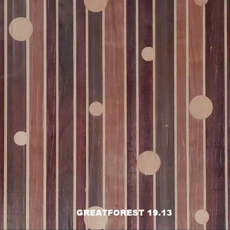 Artystyczny Parkiet drewniany Fener Symetryczny Kolaż Wzorzec geometryczny Bogaty w kolory Malowanie drewniane 0,55 mm